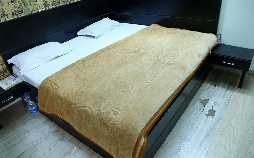Hotel Ananda Delhi  Habitación foto